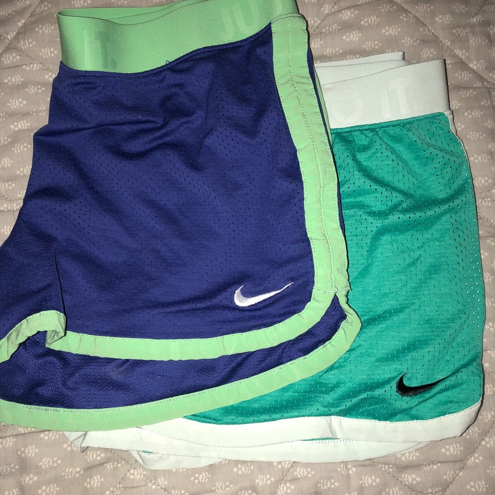 2 pairs of Women’s Nike shorts